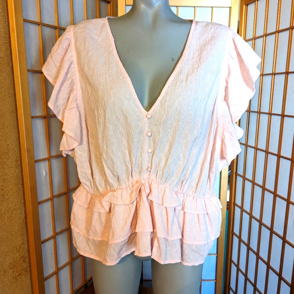 🆕 Express, pink top, XL, NEW with tags.